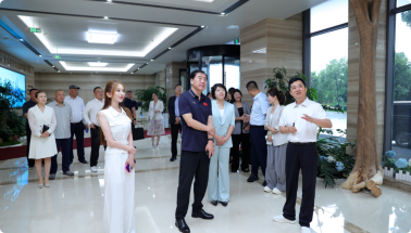 Jilin Ginseng Industry Delegation Visits Guoshen Group and Li Yanwen
